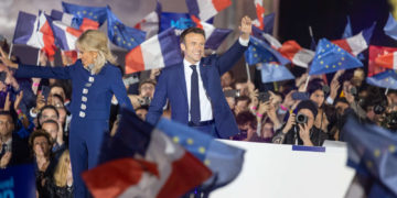 Emmanuel Macron, après sa réélection : « J’ai conscience que ce vote m’oblige pour les années à venir »