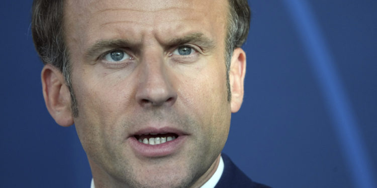Emmanuel Macron annonce la mort d&rsquo;un journaliste français en Ukraine