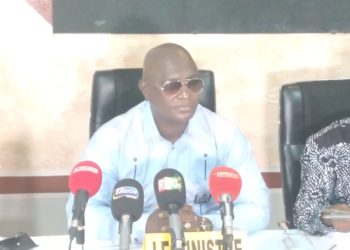 Guinée : les examens nationaux ont coûté 45 milliards GNF (Guillaume Hawing)
