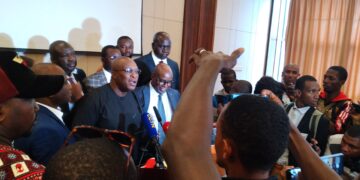 Rencontre Boni Yayi avec la classe polique:  » les éléments de discutions restent à  la discrétion du médiateur », déclare Kiridi Bangoura