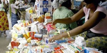 Dinguiraye: l&rsquo;interdiction de la pharmacies par terre inquiète la population…