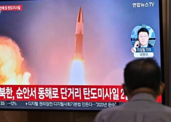 Un missile balistique nord-coréen survole le Japon, une première depuis 2017