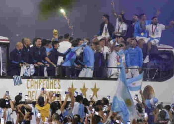 Mondial-2022 : les champions du monde argentins font leur retour à Buenos Aires