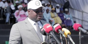Tanènè: le PM Dr Bernard Goumou lance les travaux du pont unique long de 126 mètres