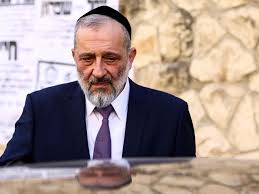 En Israël, le numéro deux du gouvernement évincé après une décision de justice