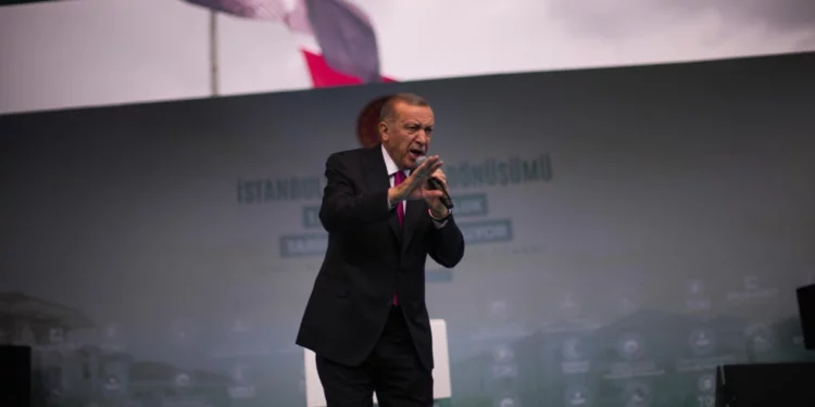 Turquie: Recep Tayyip Erdogan, malade, annule plusieurs engagements publics de campagne
