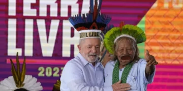 Brésil: le président Lula légalise six réserves indigènes, une première en cinq ans