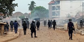 Cosa rails : affrontements entre manifestants et forces de l’ordre