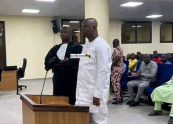 Guinée : un ministre devant le barreau…