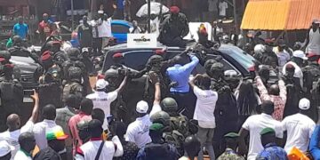 Kankan : Colonel Mamadi Doumbouya triomphalement accueilli dans sa ville natale