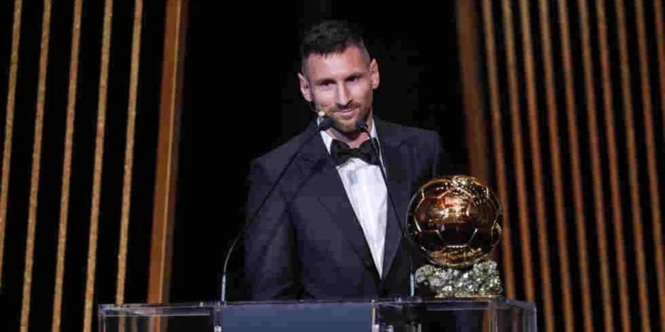 Lionel Messi a décroché à Paris, son huitième ballon d&rsquo;or…