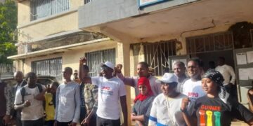Guinée: les 13 journalistes libérés