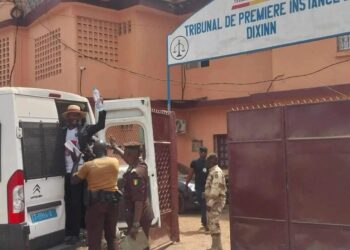 Guinée : enfin, le journaliste Pendessa condamné