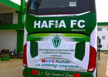 Kerfalla Camara KPC fait parler de son cœur en dotant son club d’un bus moderne