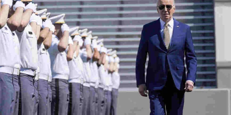 Joe Biden autorise l&rsquo;Ukraine à frapper des cibles en Russie pour défendre Kharkiv