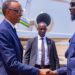 Conakry : le président rwandais, Paul Kagamé accueilli à sa descente d’avion par le Général Mamadi Doumbouya