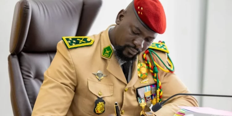 Ballon d’Or africain 2024 : le Général Mamadi Doumbouya exprime son soutien à Serhou Guirassy