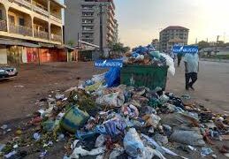 Conakry: découverte macabre d’un nouveau-né dans une poubelle d’ordures