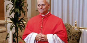 le cardinal américain Robert Francis Prevost devient Léon XIV