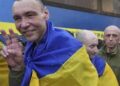 La Russie et l&rsquo;Ukraine échangent 780 prisonniers, première étape d&rsquo;un échange record