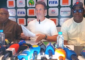 Football : la première liste du coach du Syli, Paulo Duarté