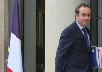 France: Emmanuel Macron a nommé le ministre des Armées Sébastien Lecornu à Matignon