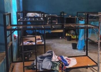 Nigeria: détresse et inquiétude après l&rsquo;enlèvement de plus de 300 élèves d&rsquo;une école catholique