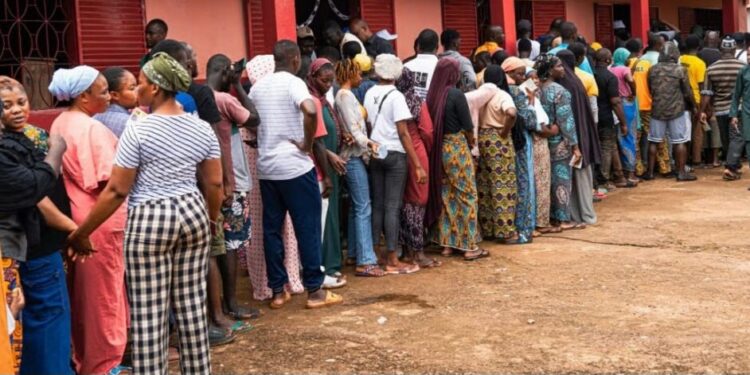 Lambanyi: forte mobilisation dès l’aube pour le scrutin présidentiel