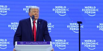 Donald Trump exige des «négociations immédiates» sur le Groenland mais écarte l&rsquo;utilisation de la force