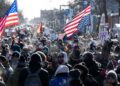 États-Unis: à Minneapolis, la colère des manifestants après la mort d’Alex Pretti, tué par les forces fédérales