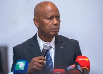 Médias : La HAC ordonne le rétablissement d’Evasion TV sur le bouquet Canal+