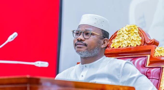 Guinée : Dr Dansa Kourouma élevé à la dignité de Grand Officier de l’Ordre du Colatier