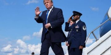 Trump suspend les frappes américaines contre l&rsquo;Iran