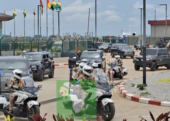 Guinée : Le Président Doumbouya a regagné Conakry, voici le film de son retour