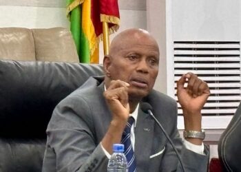 Guinée : la HAC retire avec effet immédiat l’accréditation du correspondant de Jeune Afrique