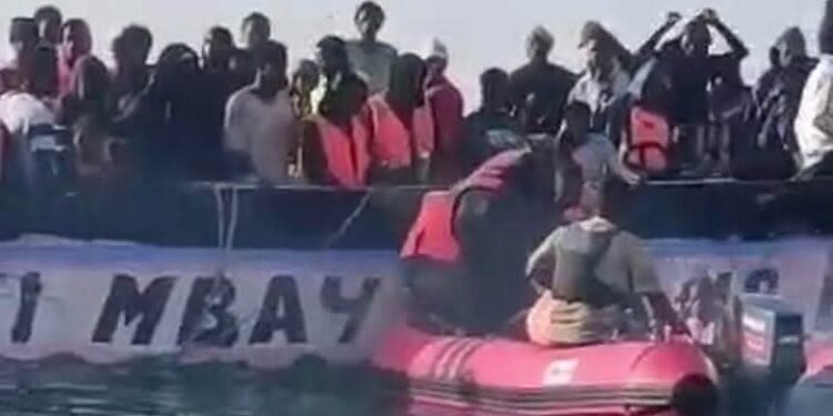 Nouakchott : Plus de 250 migrants, dont des Guinéens, secourus au large de la Mauritanie